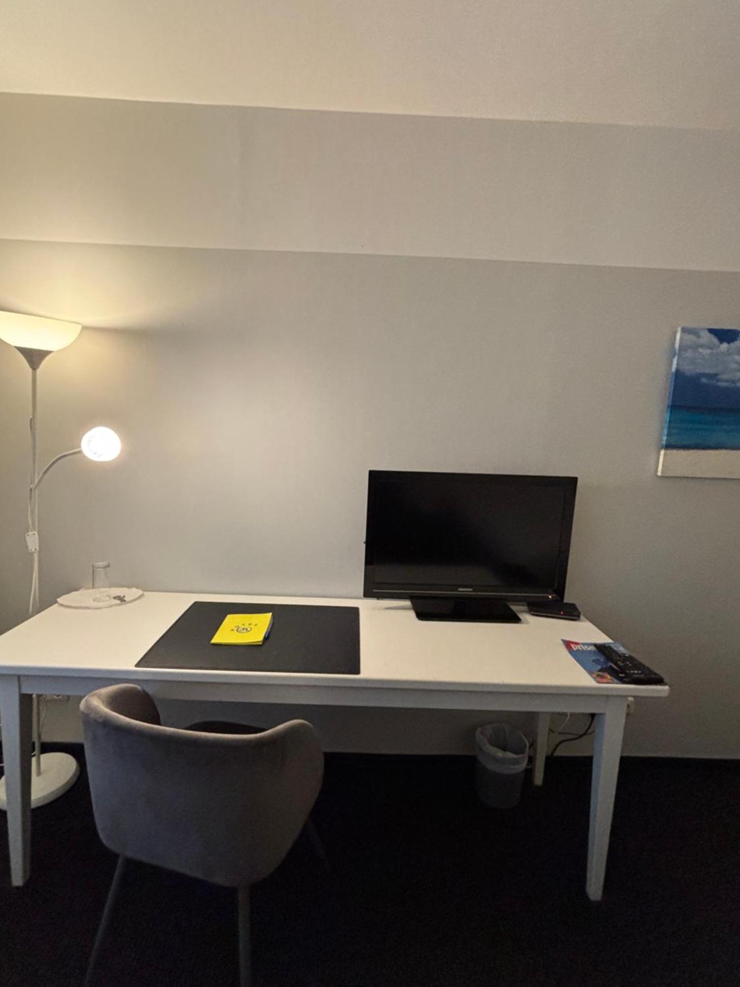 מולהיים אן דר רור Hotel U Muelheim Free Parking Highspeed Wifi מראה חיצוני תמונה