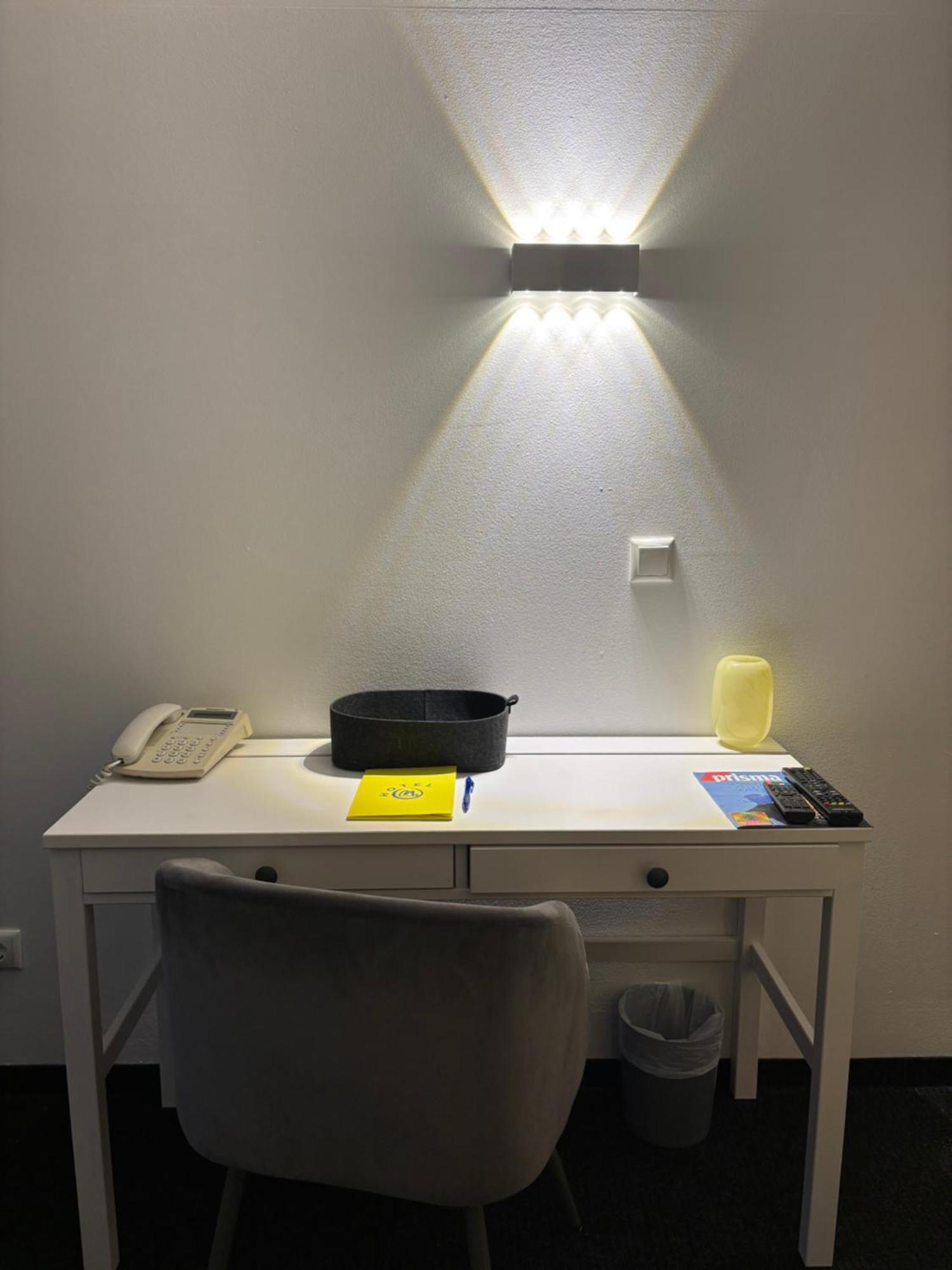 מולהיים אן דר רור Hotel U Muelheim Free Parking Highspeed Wifi מראה חיצוני תמונה